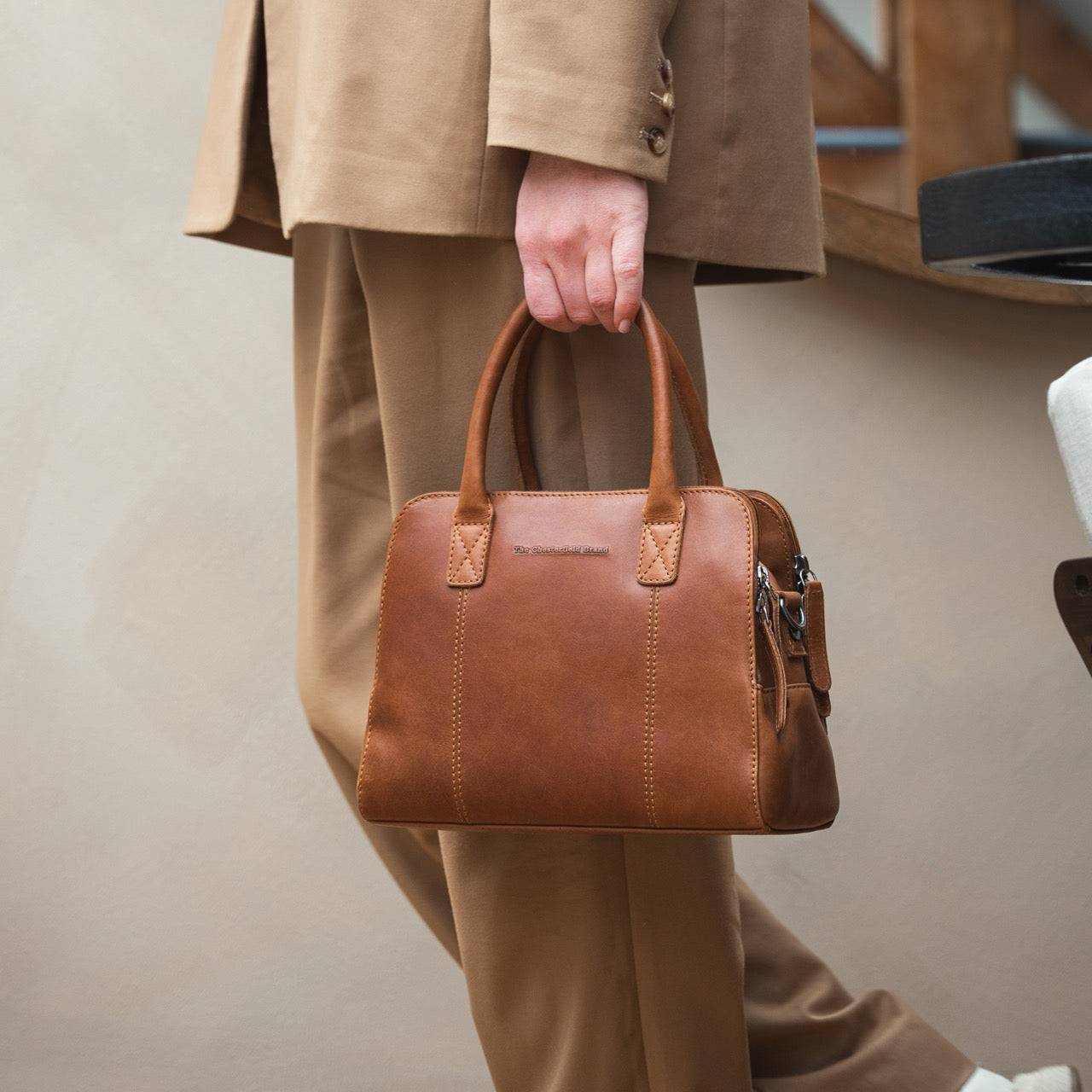 Leather Shoulder Bag Cognac Ezra