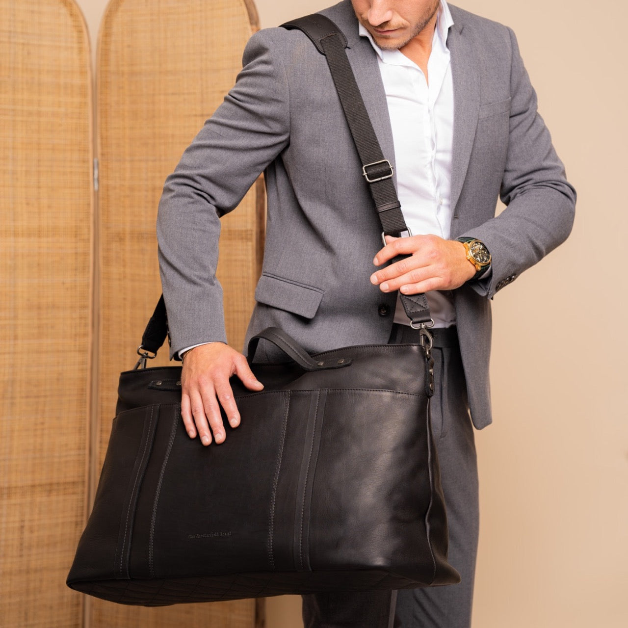 Leather Weekend Bag Black Mark